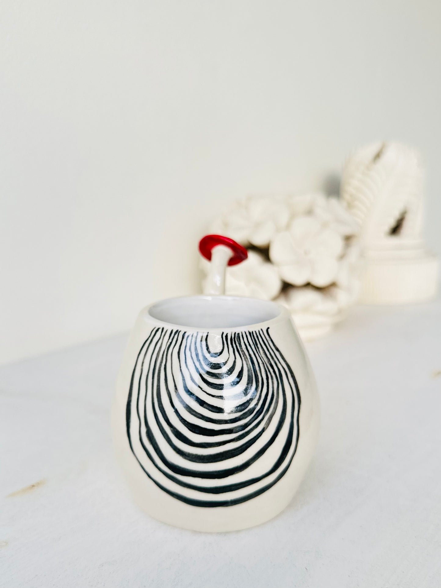 SWIRL WHITE MUSHROOM MUG | White Mug with Mushroom on Handle and Black Swirl
